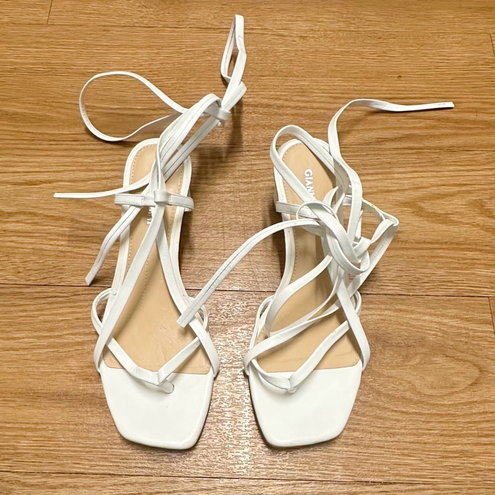 Gianni Bini white tie sandals